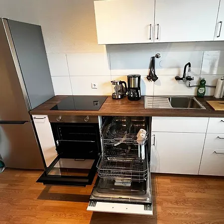Apartamento Fully-equipped With Balcony