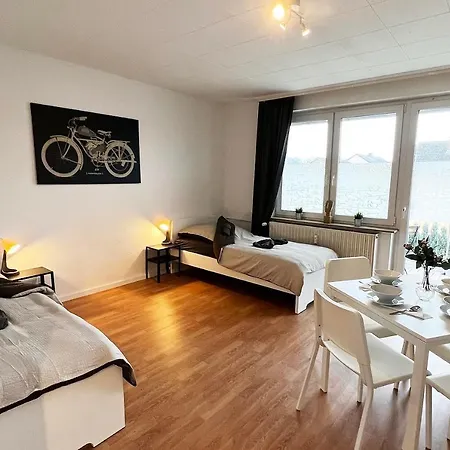 Fully-equipped With Balcony Appartement *